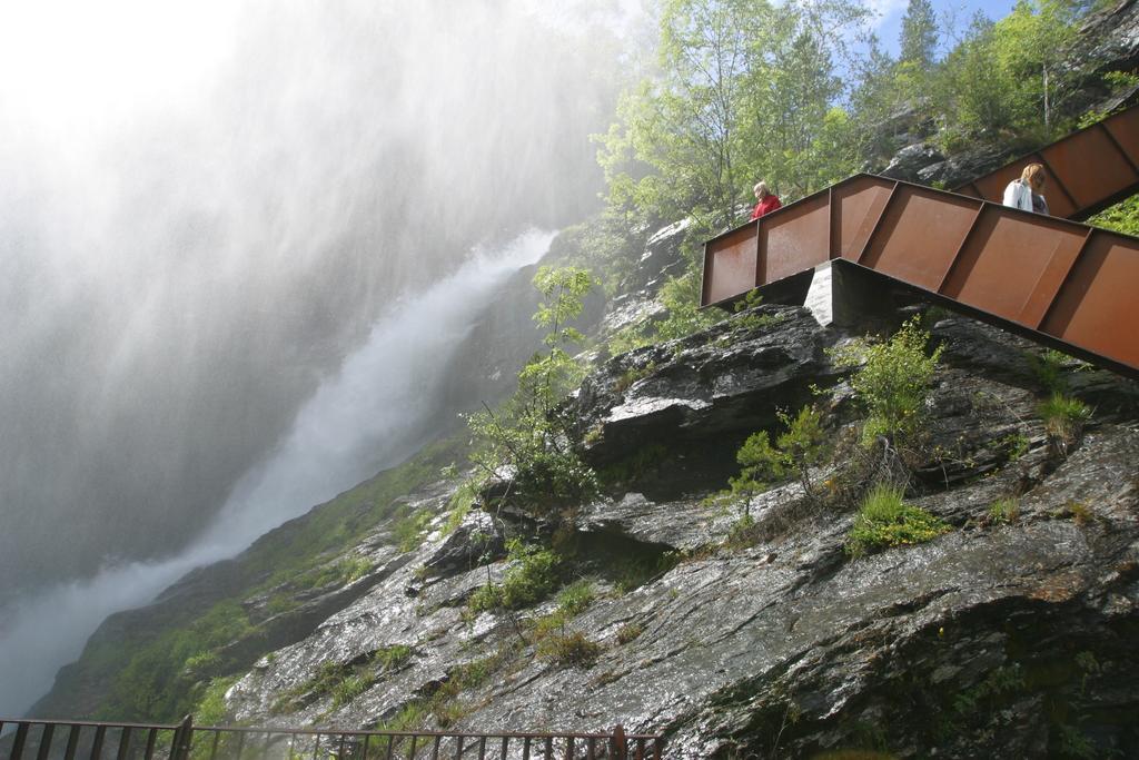 Sauda Fjord Camping Hotell Saudasjøen Eksteriør bilde